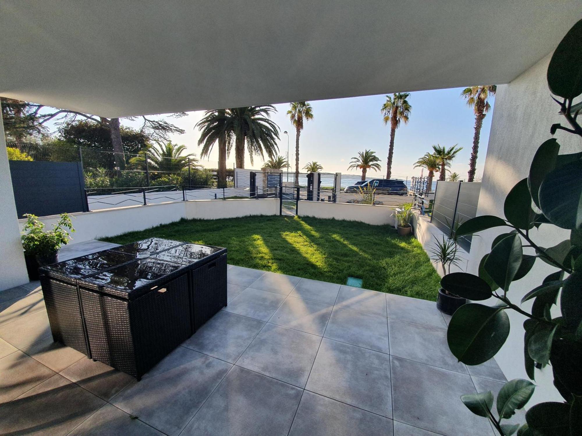 T3 Neuf Avec Terrasse Et Jardin Face A La Mer باندول المظهر الخارجي الصورة